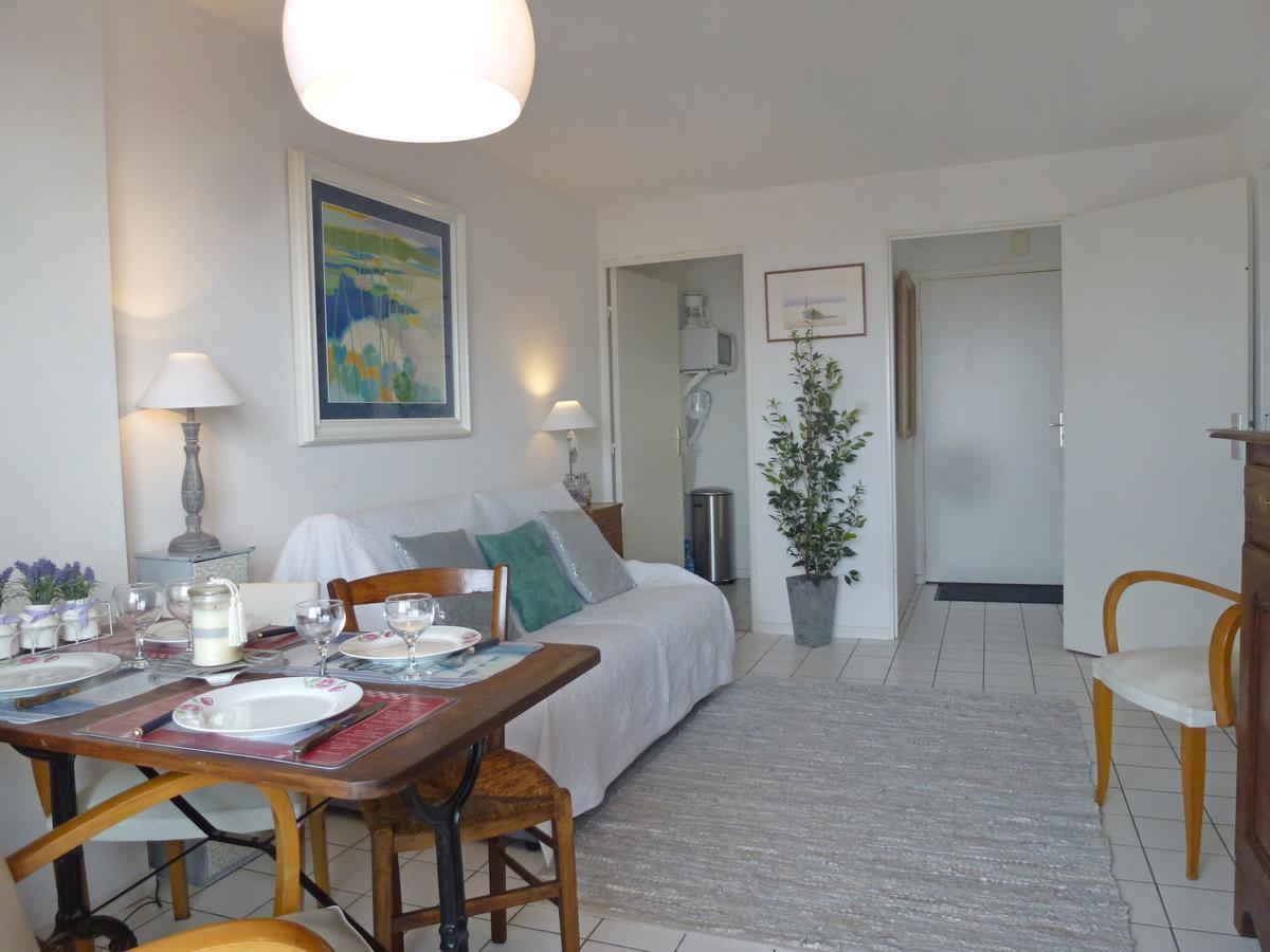 Apartment L'Amiral By Interhome Трувиль-сюр-Мер Экстерьер фото